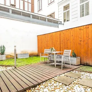 Beautiful In Vienna's Heart Apartment Wien